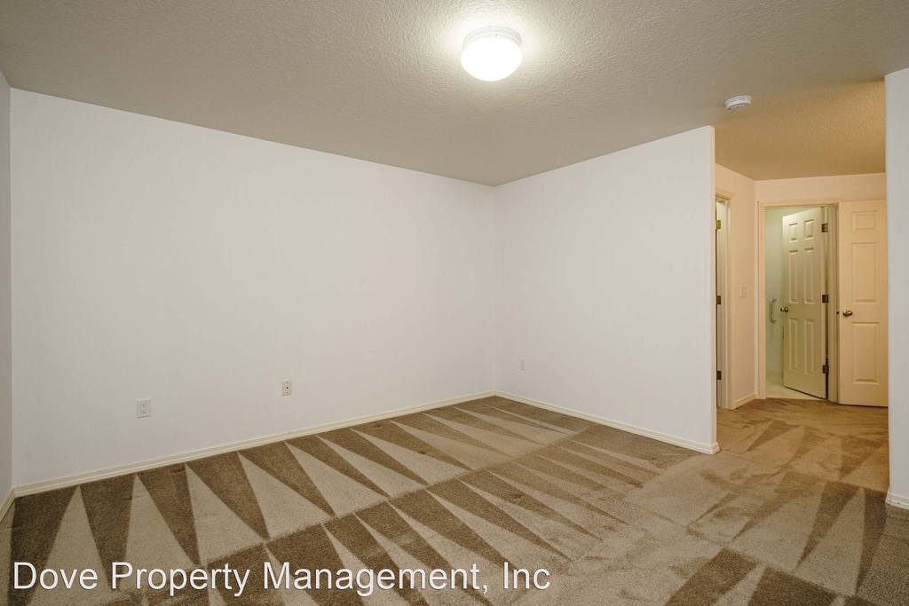 8417 Ne 55th Street - Photo 22