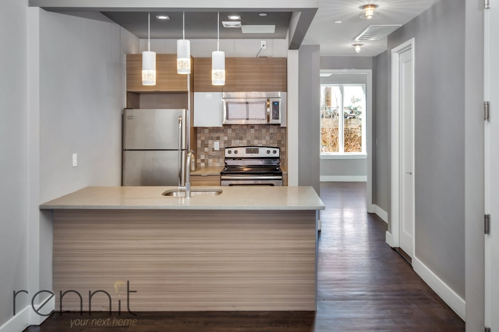 581 Van Buren Street - Photo 1