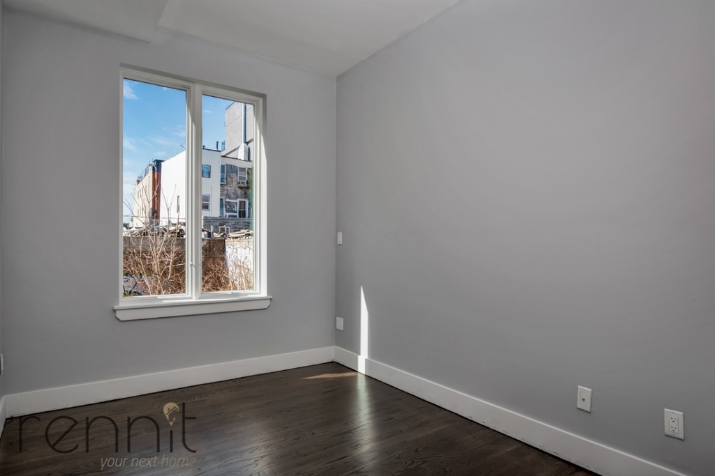 581 Van Buren Street - Photo 3