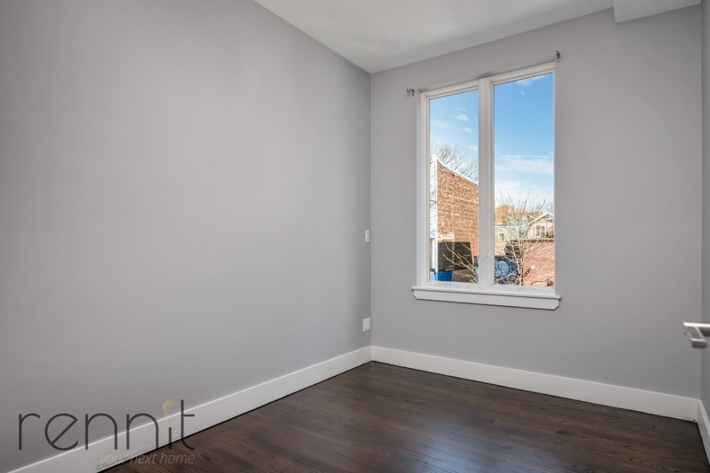 581 Van Buren Street - Photo 6