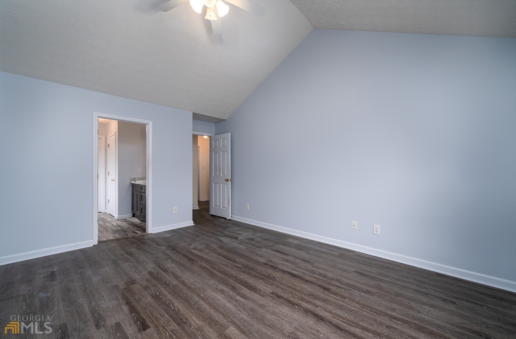 5113 Tannenhill Court - Photo 15