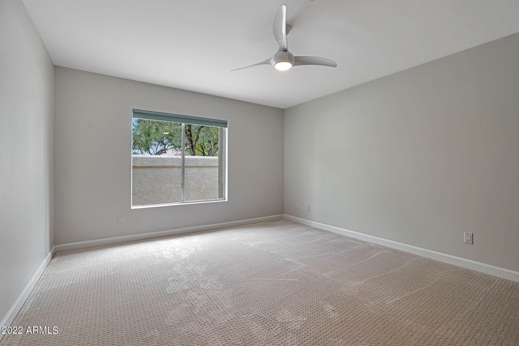 7214 E Royal Palm Road - Photo 34