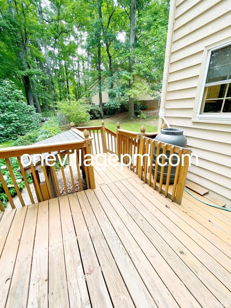 115 Marshfield Place - Photo 25