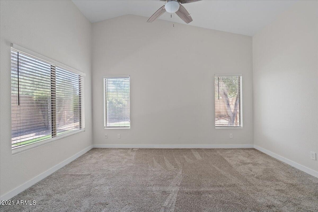 40702 N Robinson Drive - Photo 9