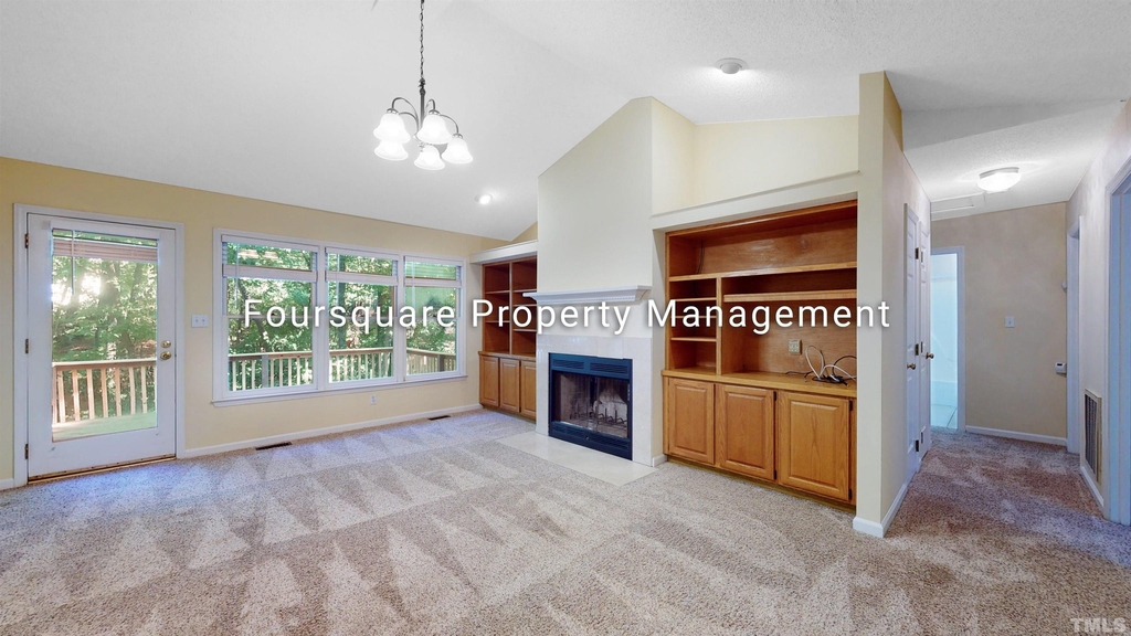 109 Tapestry Terrace - Photo 4