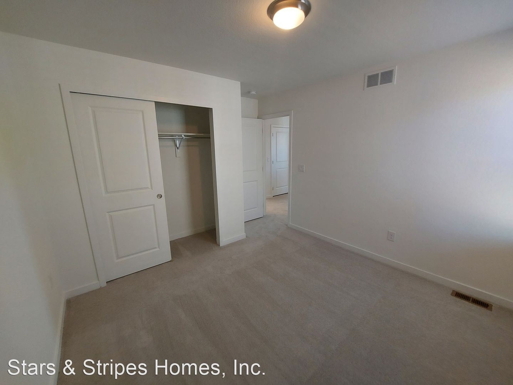 24513 E Walsh Avenue - Photo 16