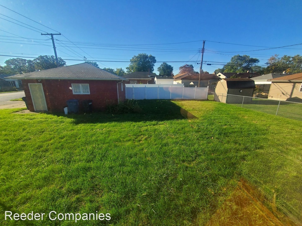 3348 Franklin Street - Photo 16