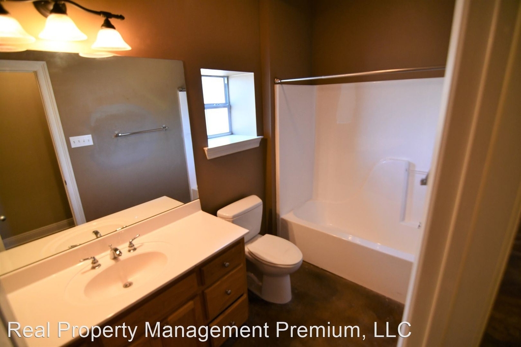 17139 Chenier Dr A Unit A - Photo 22