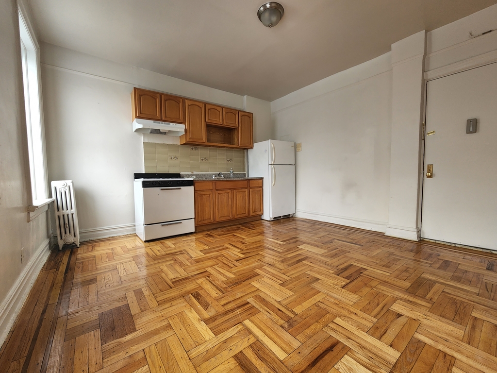 438 52nd Street,  Brooklyn NY 11220 - Photo 4