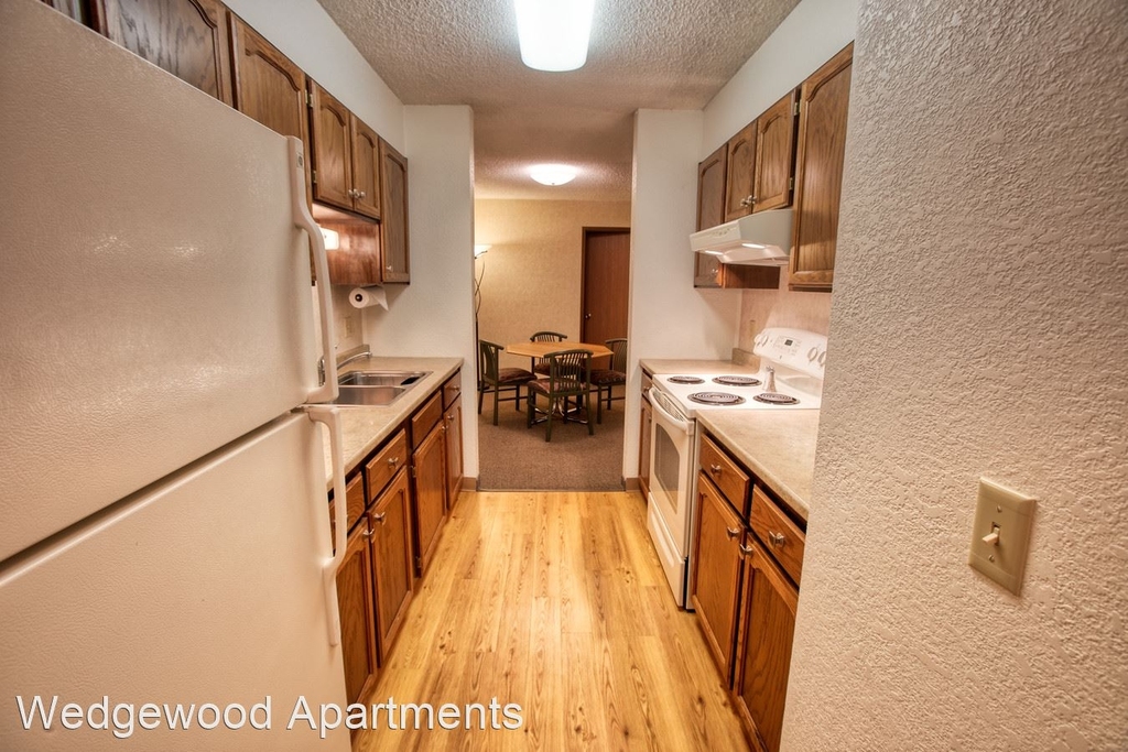 405 Wedgewood Dr. Unit 25-36 - Photo 8