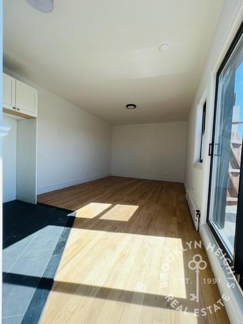 73 St Marks Avenue - Photo 2