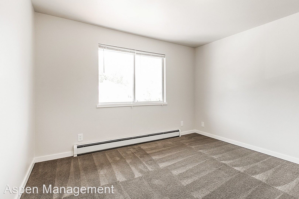 701 Arapahoe Ave - Photo 6