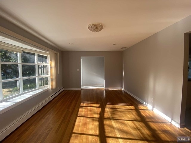 297 Lynn Street - Photo 3