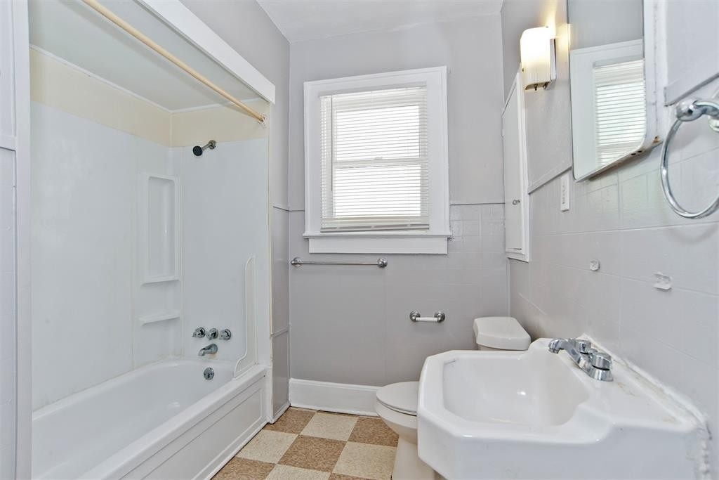 5541 Victor Street - Photo 8