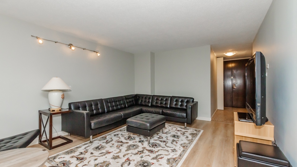 360 E Randolph Street - Photo 8