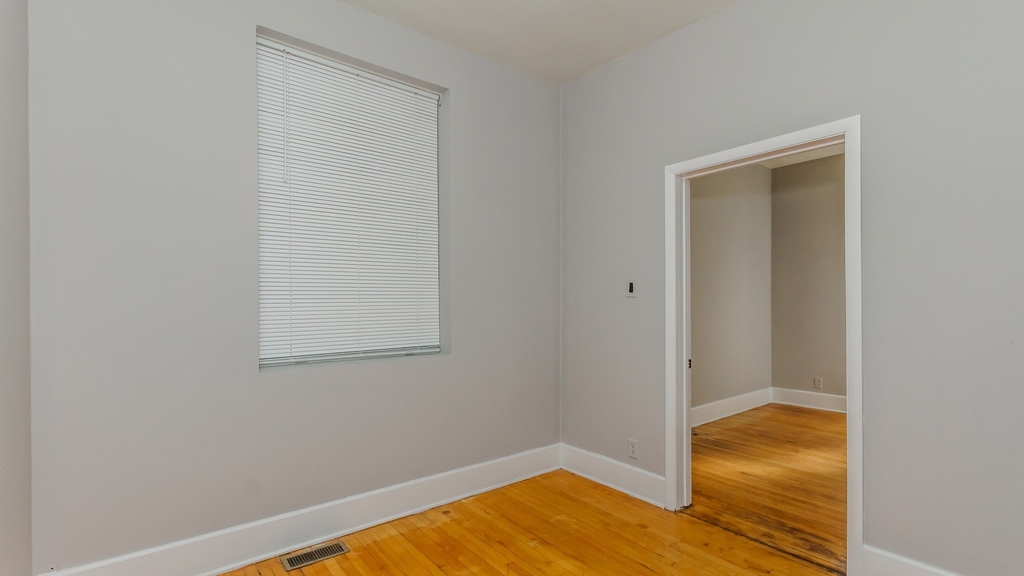 3657 S Hamilton Avenue - Photo 5