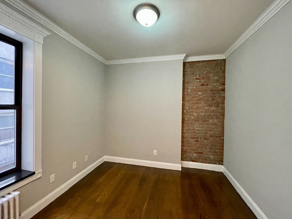 338 East 100th Street - Photo 10
