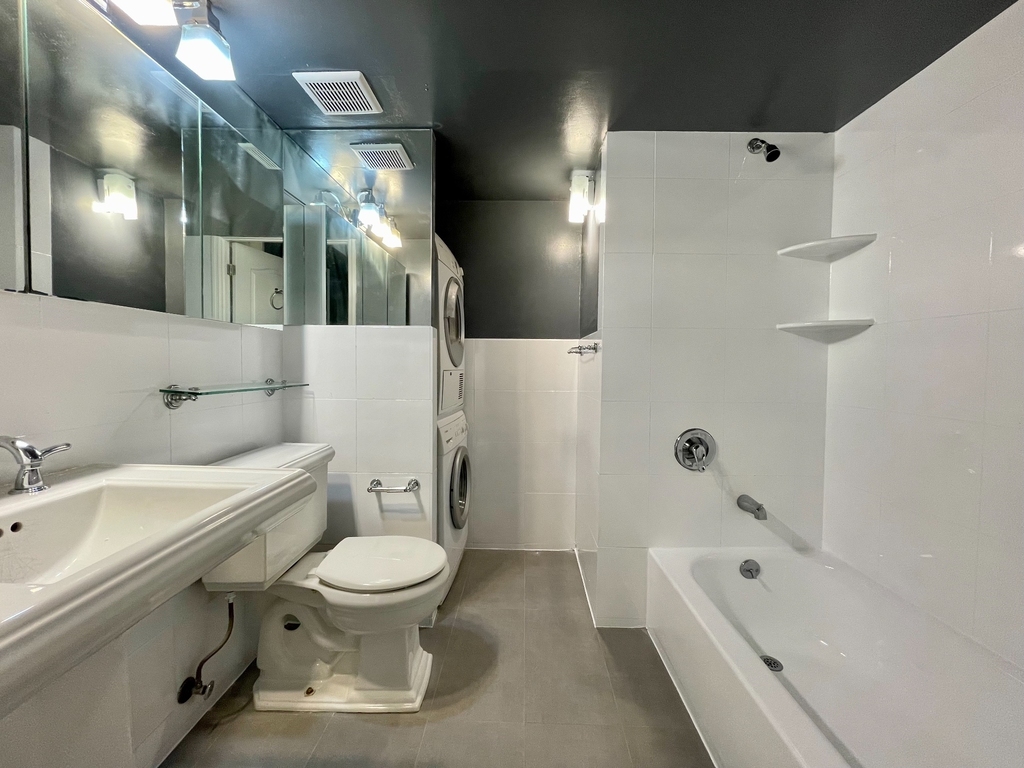 338 East 100th Street - Photo 14