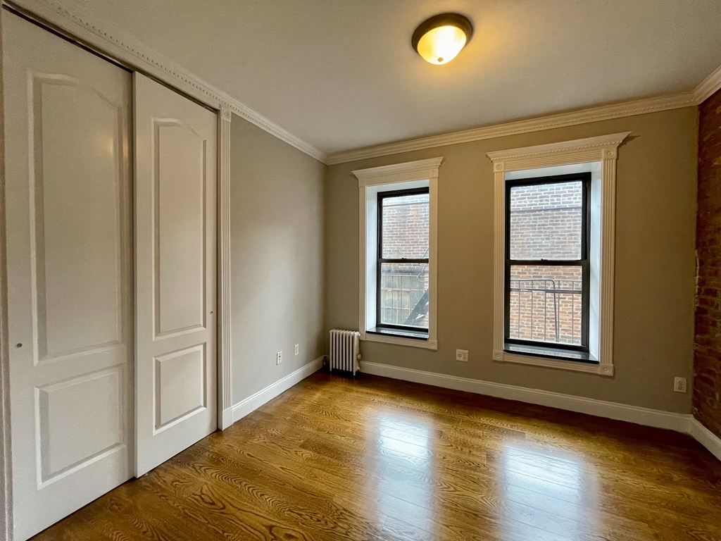 338 East 100th Street - Photo 9