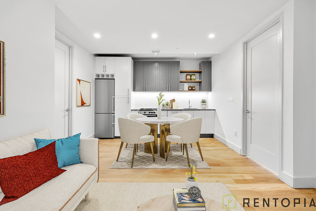 310 Graham Avenue - Photo 0