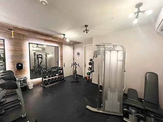 310 Graham Avenue - Photo 8