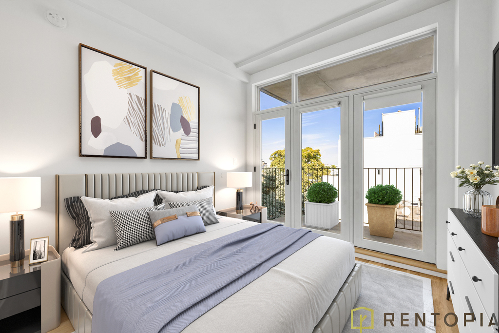 310 Graham Avenue - Photo 3