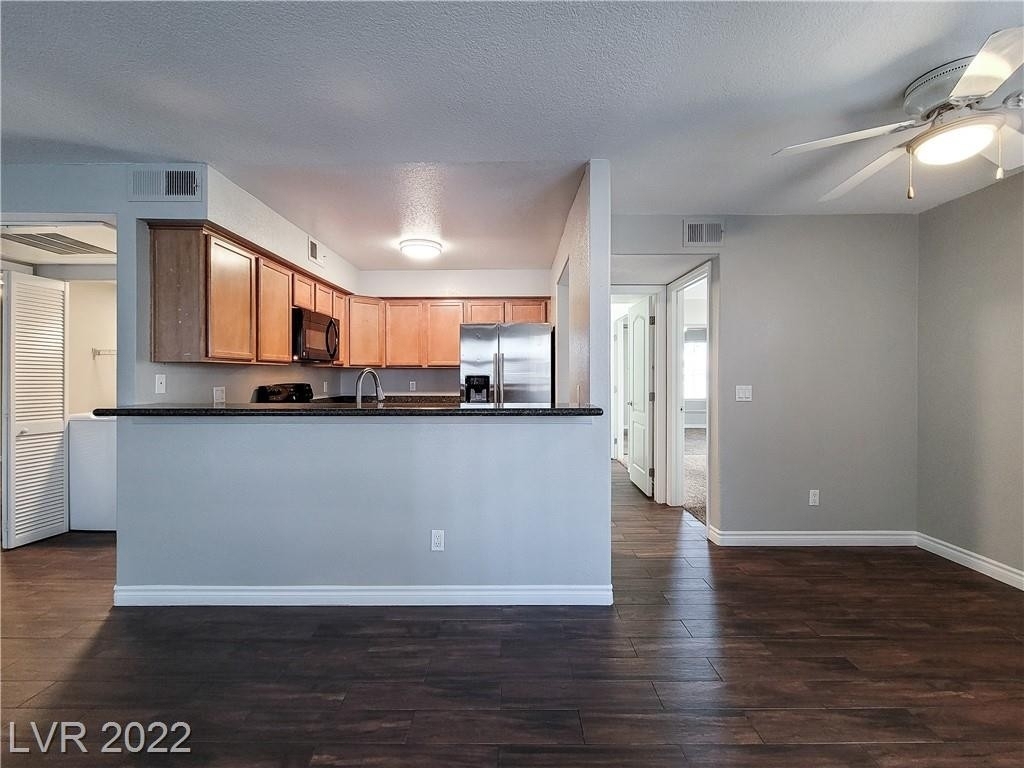 9325 West Desert Inn Road - Photo 25