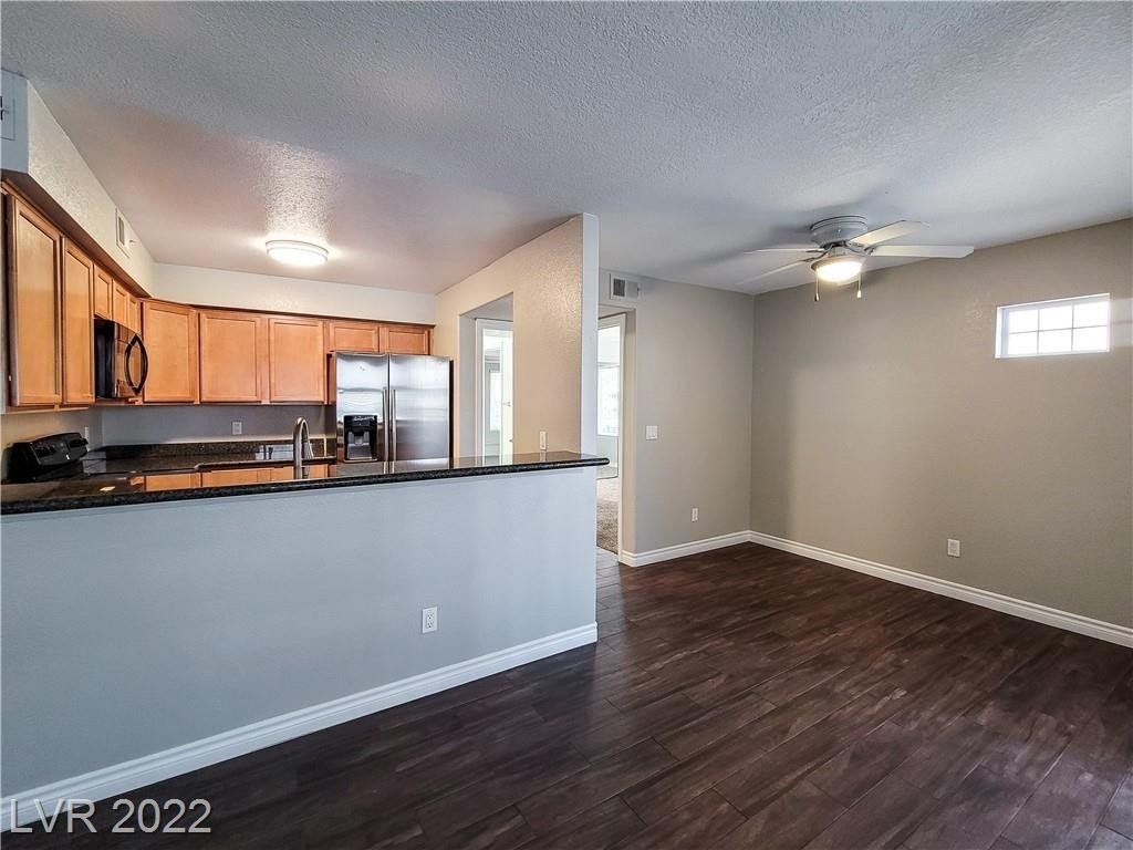 9325 West Desert Inn Road - Photo 24