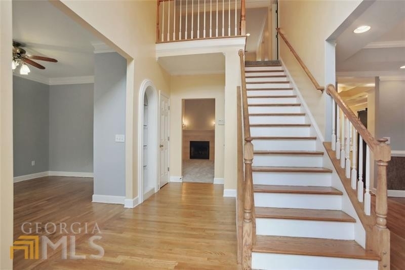 9412 Parkwood Avenue - Photo 2