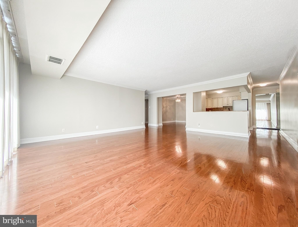 3800 Fairfax Drive - Photo 6