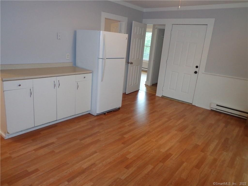 116 South Orchard Street - Photo 2