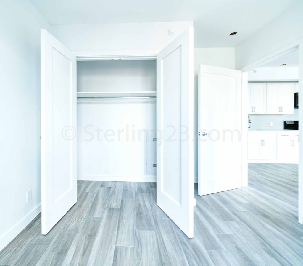 31-07 31st Avenue - Photo 8