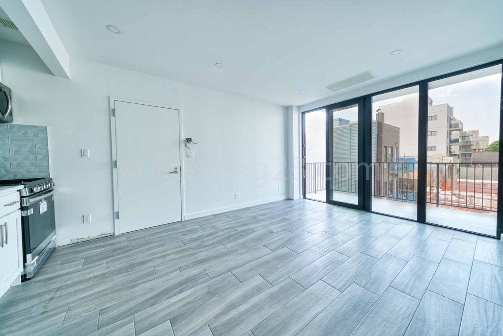31-07 31st Avenue - Photo 1