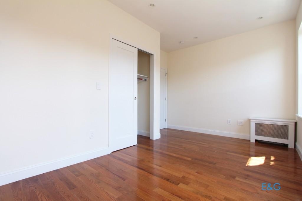 390 Wadsworth Avenue - Photo 12