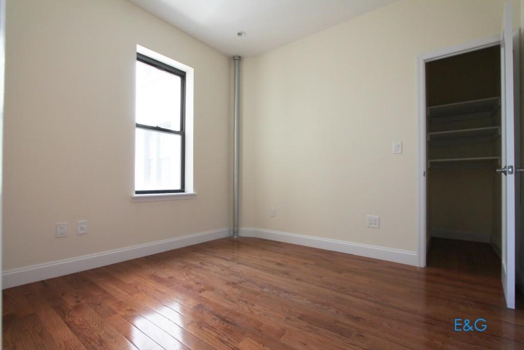 390 Wadsworth Avenue - Photo 6