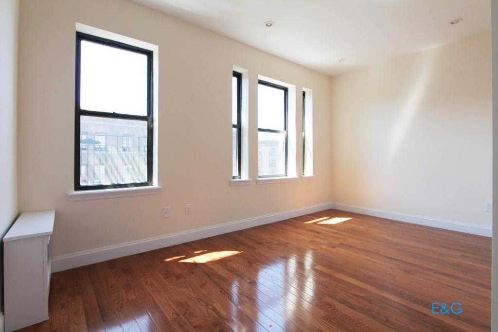 390 Wadsworth Avenue - Photo 4