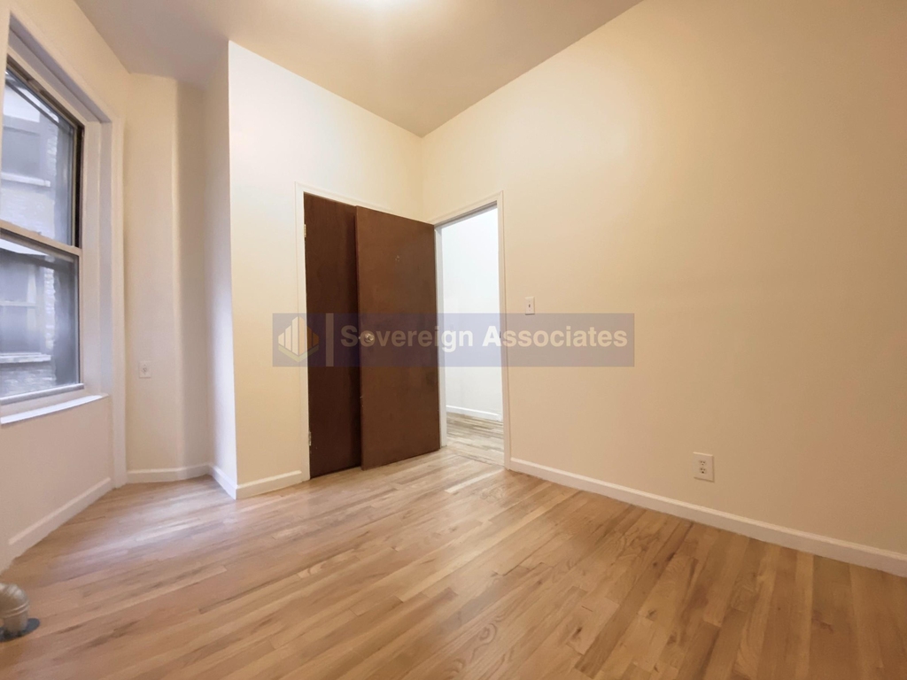 515 West 111th Street - Photo 8