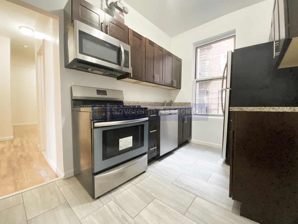 515 West 111th Street - Photo 4