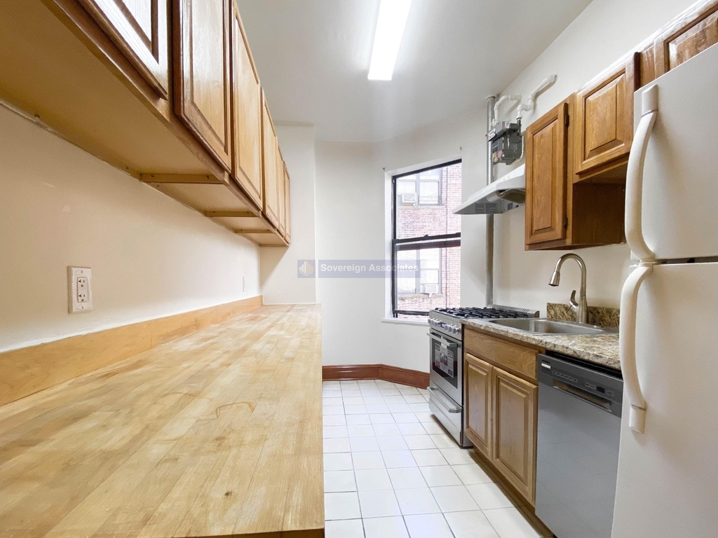 64 West 108th Street - Photo 4