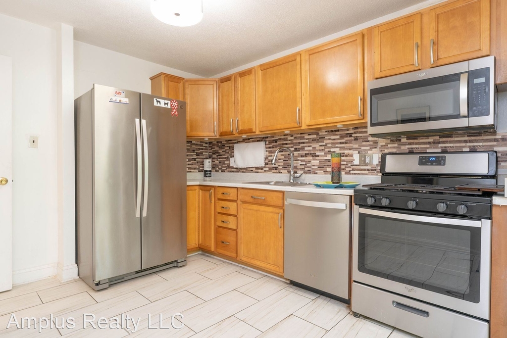 1836 Metzerott Rd Apt 121 - Photo 6