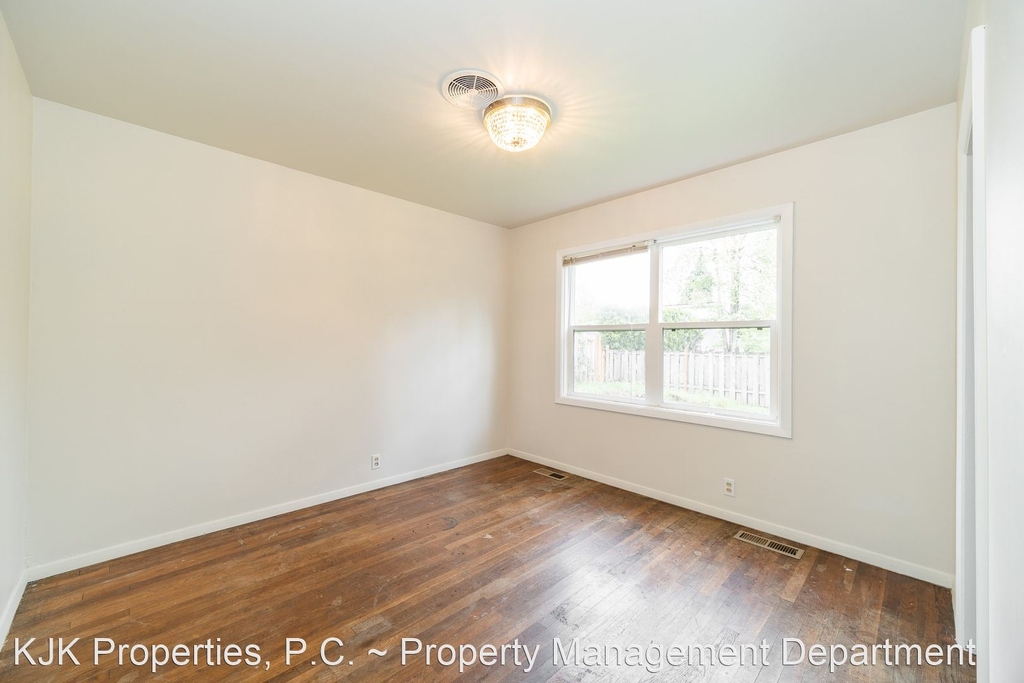 4646 Se 47th Ave - Photo 14