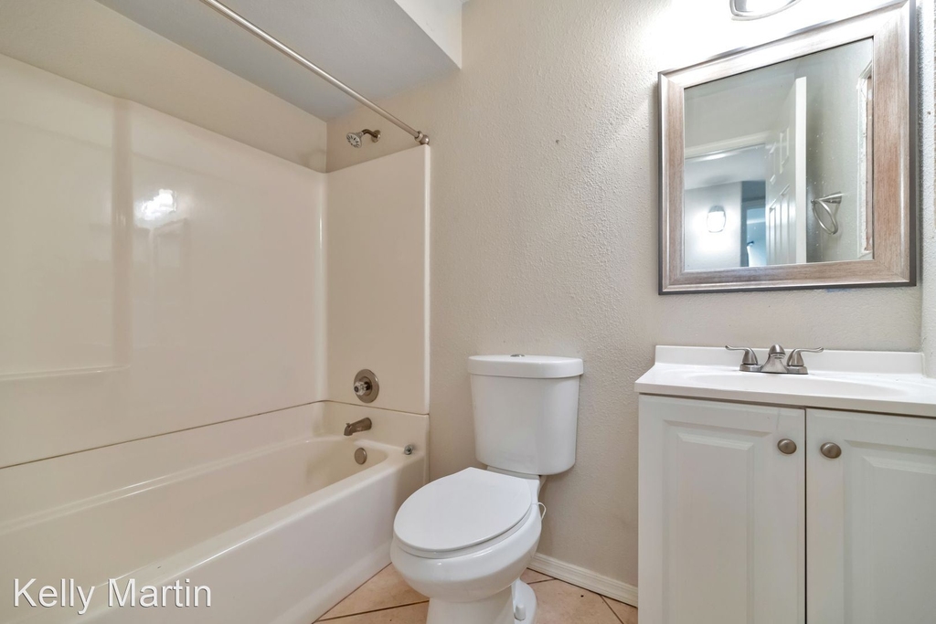 4738 W Charleston Avenue - Photo 12