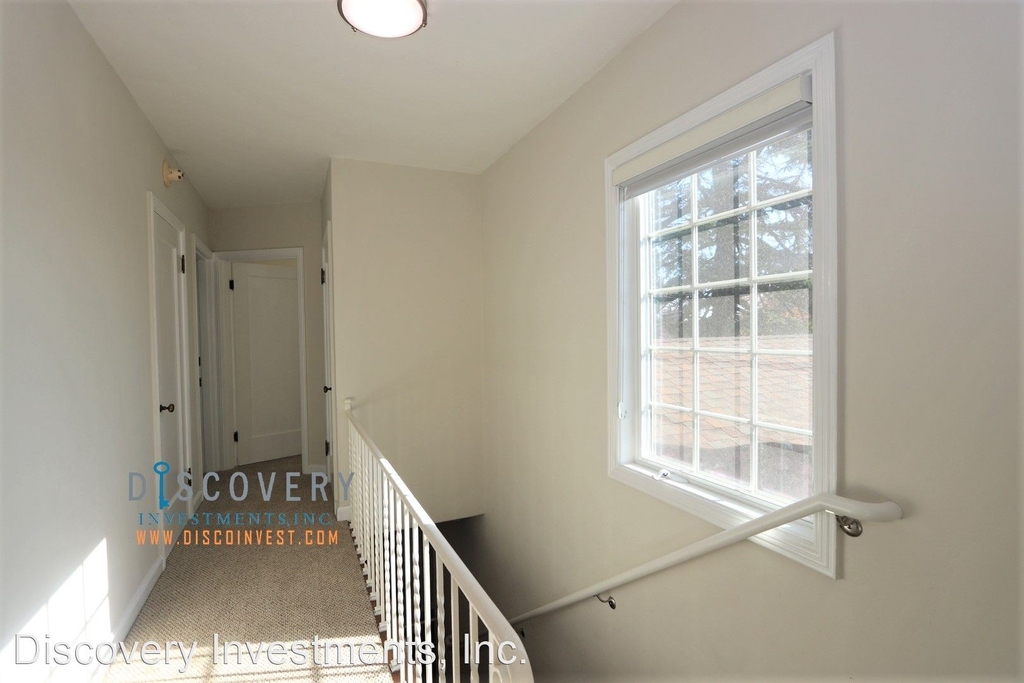 341 Pacific Ave. - Photo 10
