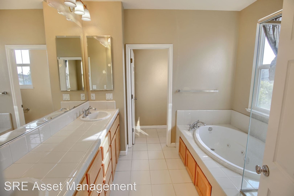 232 Meadow Pine Pl - Photo 6