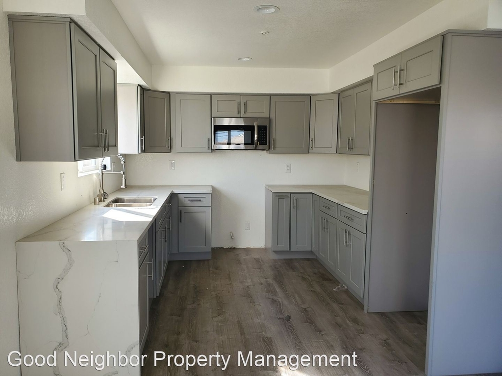 220 W 112th St - Photo 8