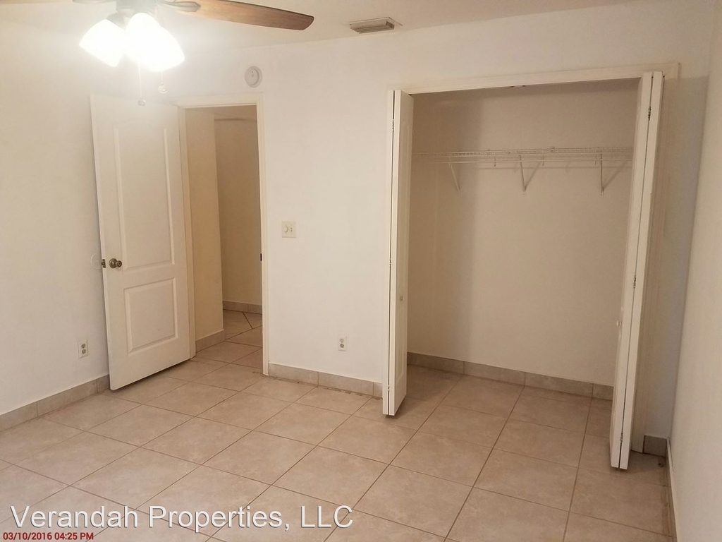 9819 Crenshaw Circle - Photo 15