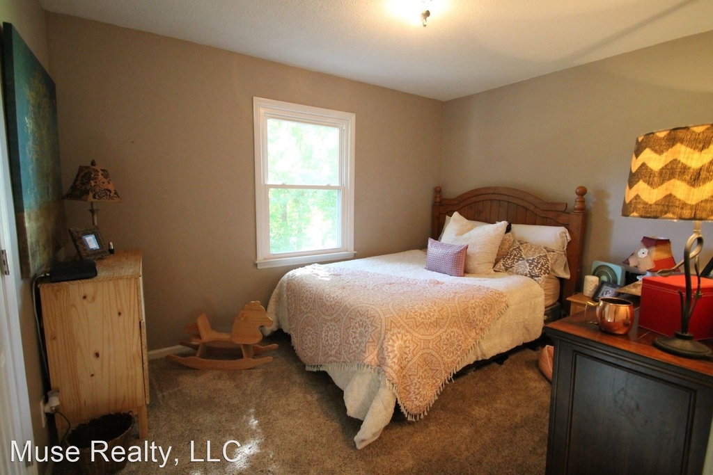 1045 Rainbow Circle - Photo 18