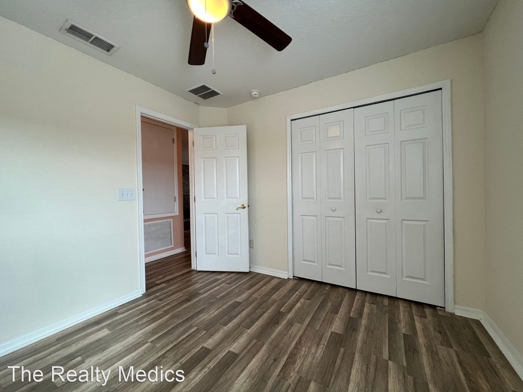 14001 Sapphire Bay Cir - Photo 17