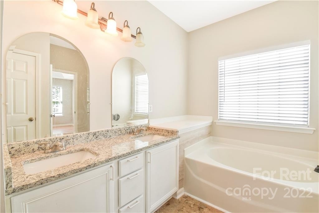 5736 Coopers Ridge Lane - Photo 14