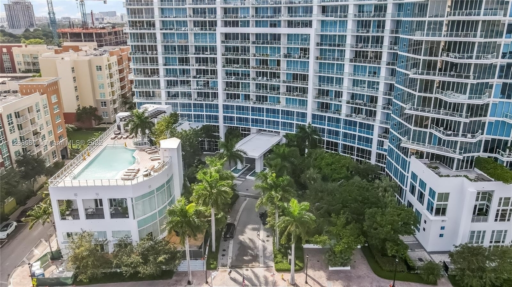 2020 N Bayshore Dr - Photo 41